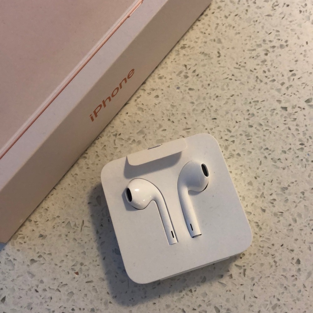 iPhone Headphones